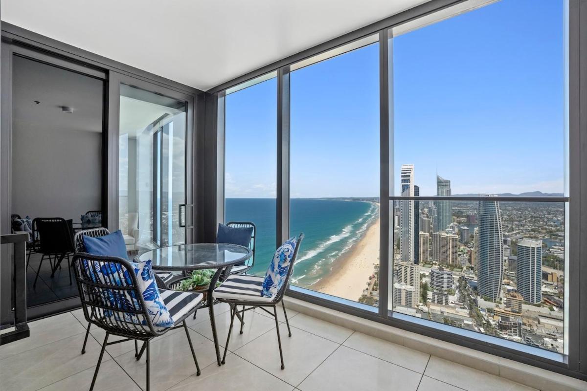 Apartment Meriton 3 Bedroom Ocean Views Parking *