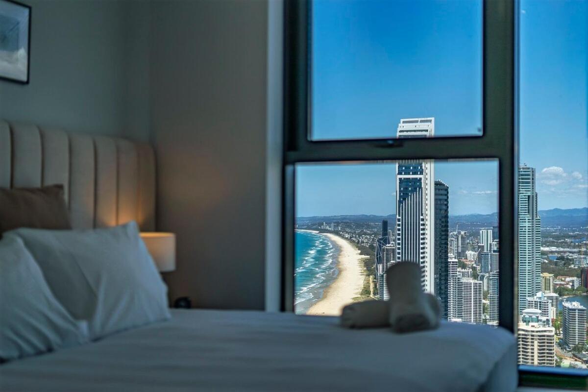 Apartment Meriton 3 Bedroom Ocean Views Parking *
