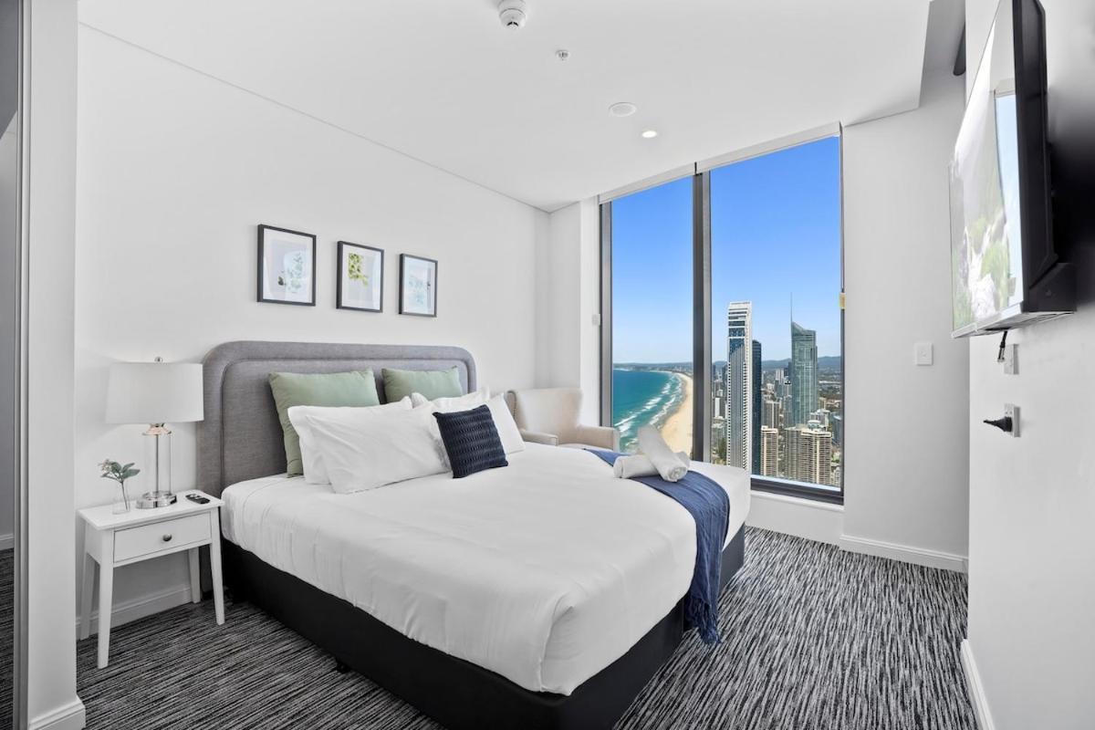 Meriton 3 Bedroom Ocean Views Parking *